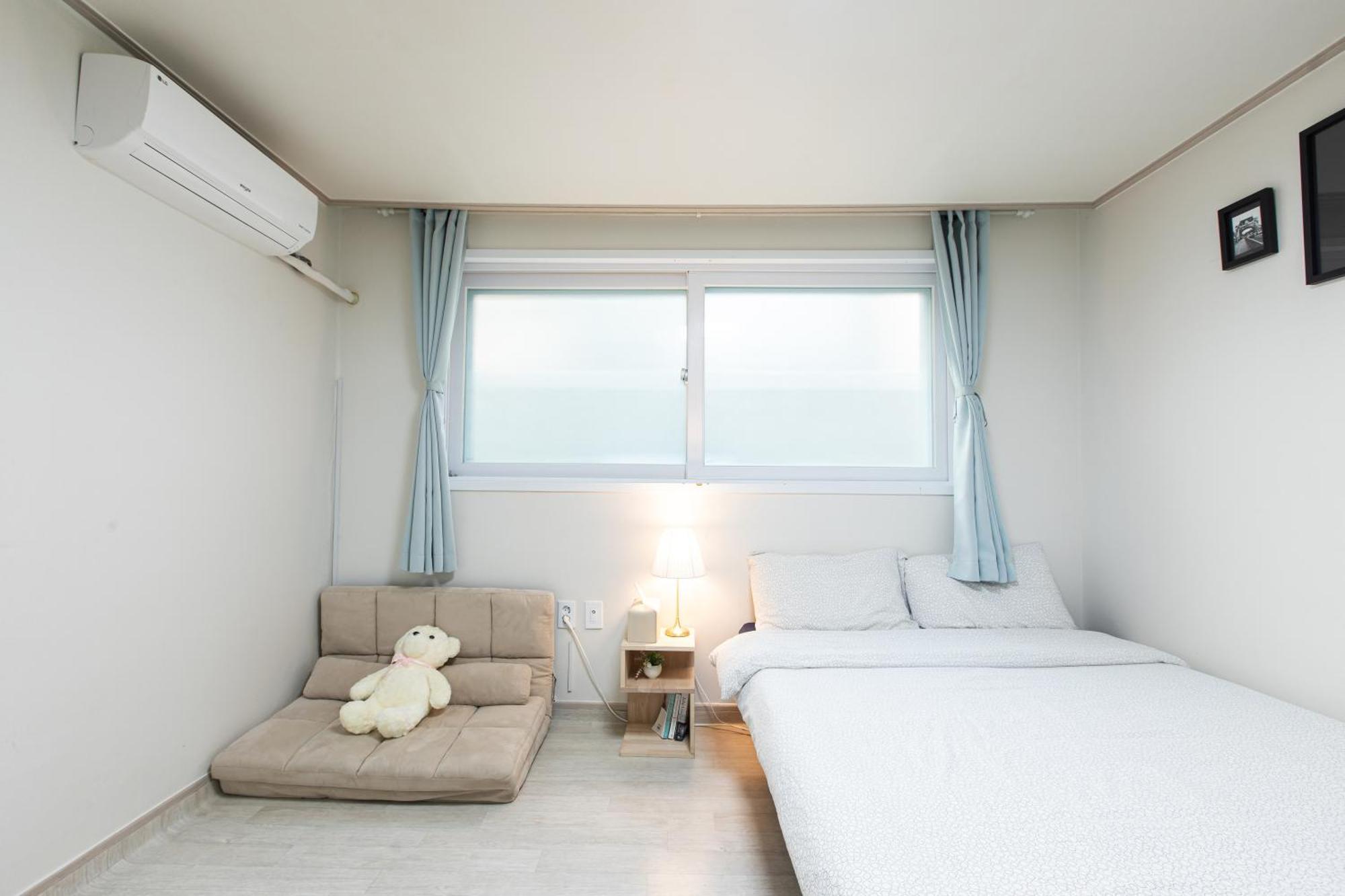 Laon House Yeonnam Seoul