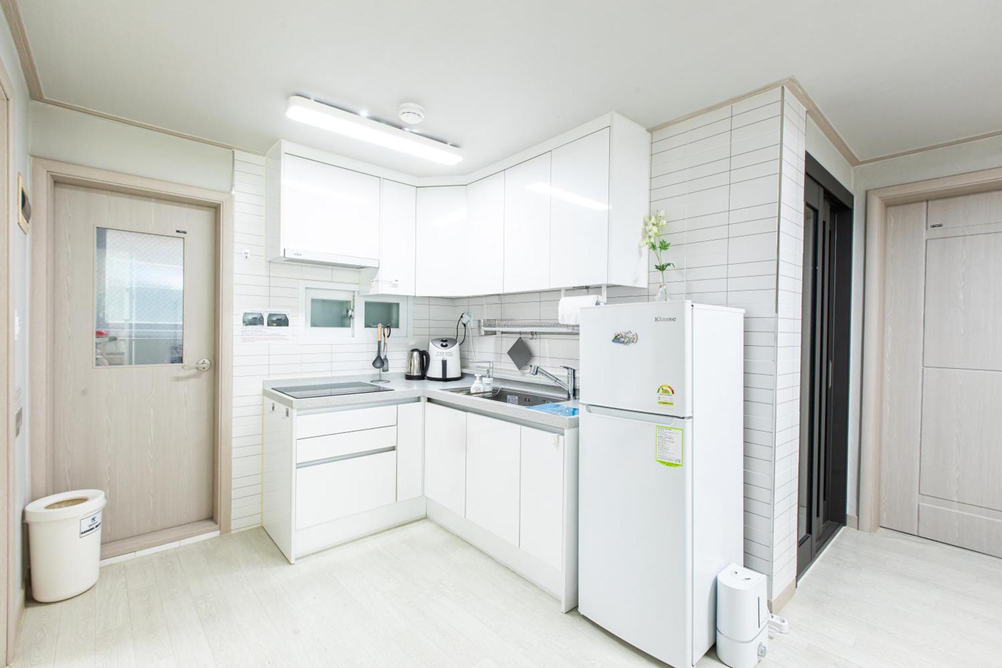 Laon House Yeonnam Seoul