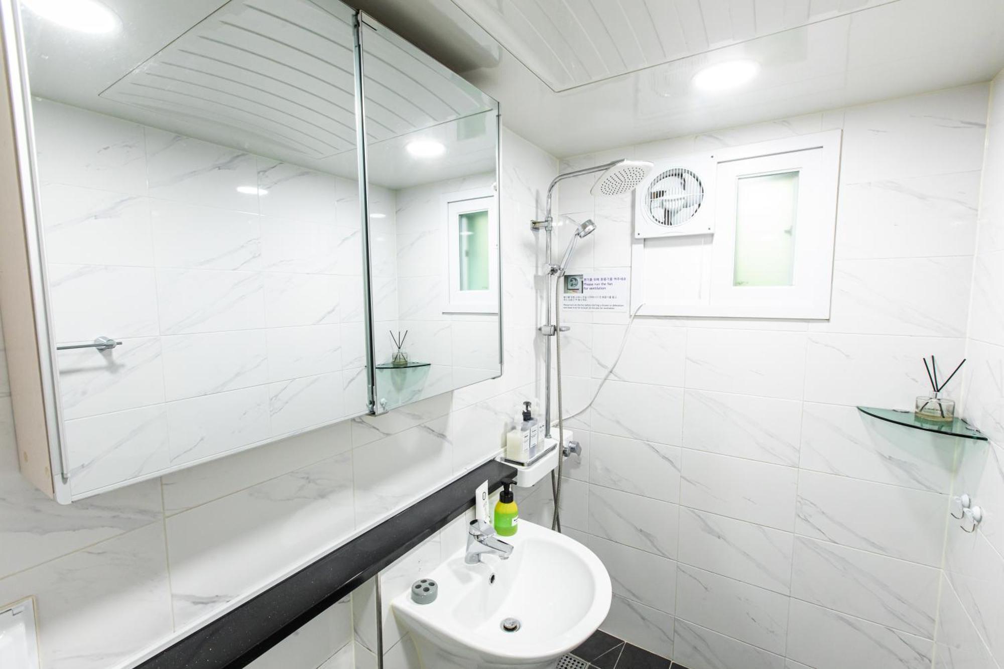 Laon House Yeonnam